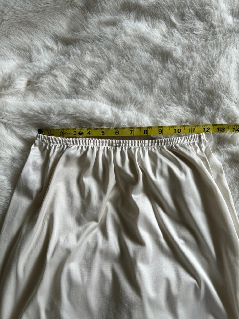 3/$20 Vintage White Slip Skirt w/ Lace Trim S - Picture 13 of 13